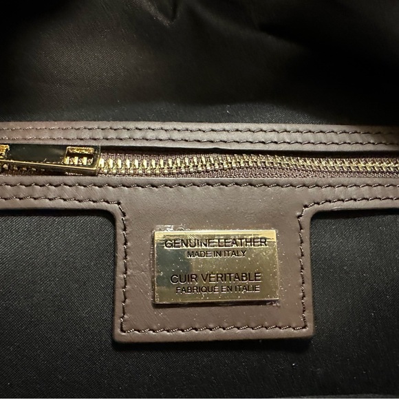 VIOLA CASTELLANI Made In Italy Suede Large Square Hobo Bag With Knot Tube Handle - Picture 7 of 8